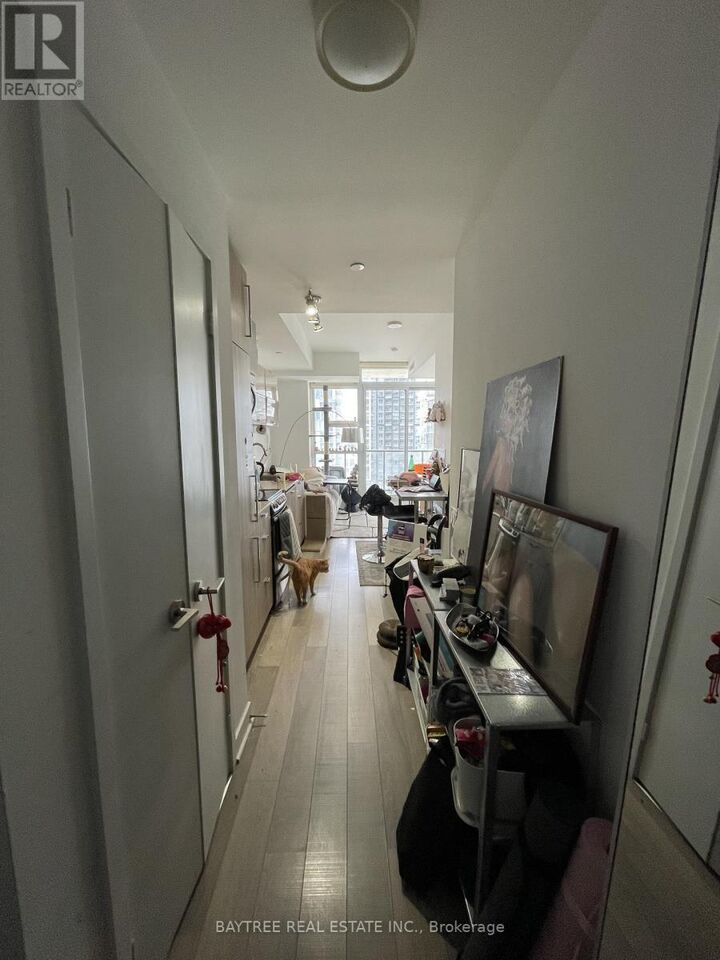 Property Photo:  290 Adelaide Street 2202  ON M5V 0P3 