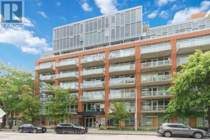 Property Photo:  340 McLeod Street 750  ON K2P 1A4 