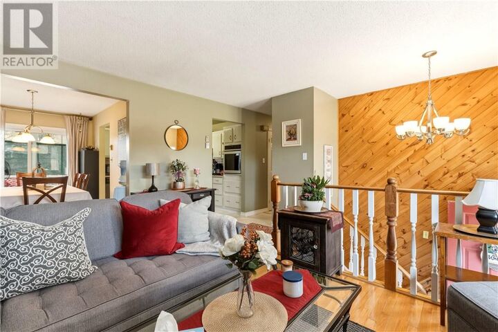 Property Photo:  159 Third Avenue  ON P3Y 1M3 