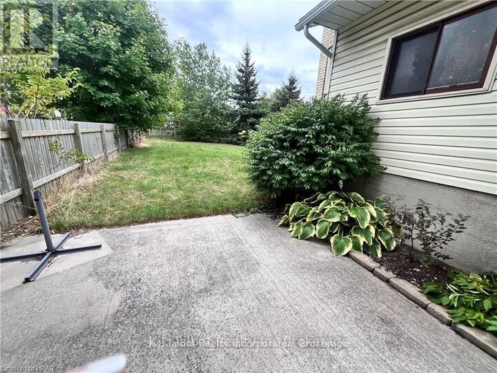 Property Photo:  118 Toronto Street Unit #1  ON N7A 2Z5 