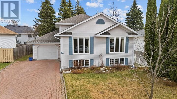Property Photo:  50 Pond Hollow Drive  ON P3E 6B9 