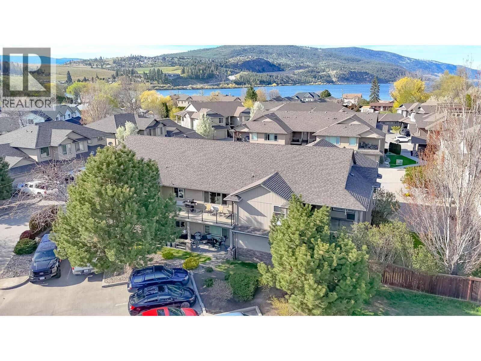Property Photo:  3350 Woodsdale Road 202  BC V4V 2R7 