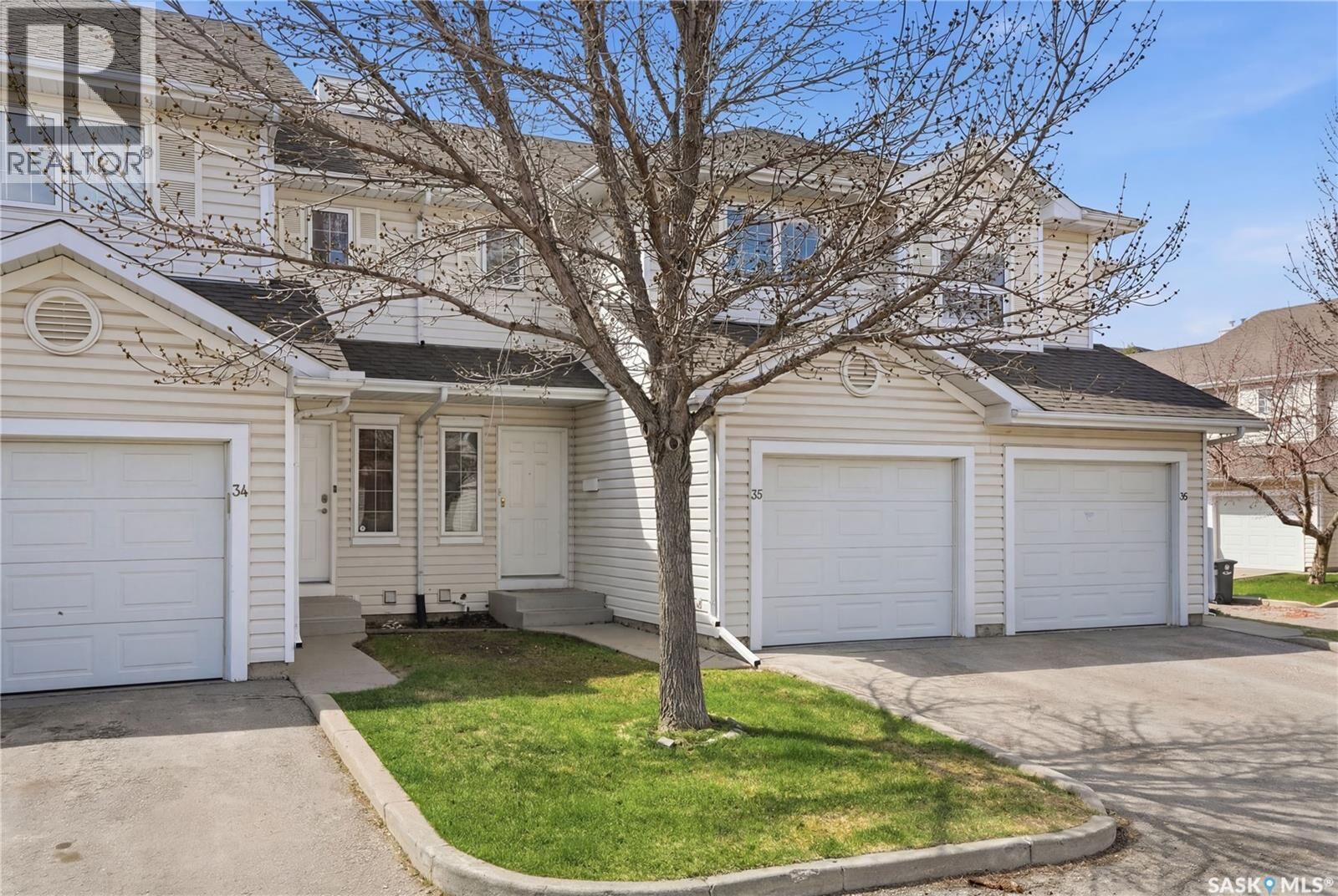 Property Photo:  35 110 Keevil Crescent  SK S7N 4N8 