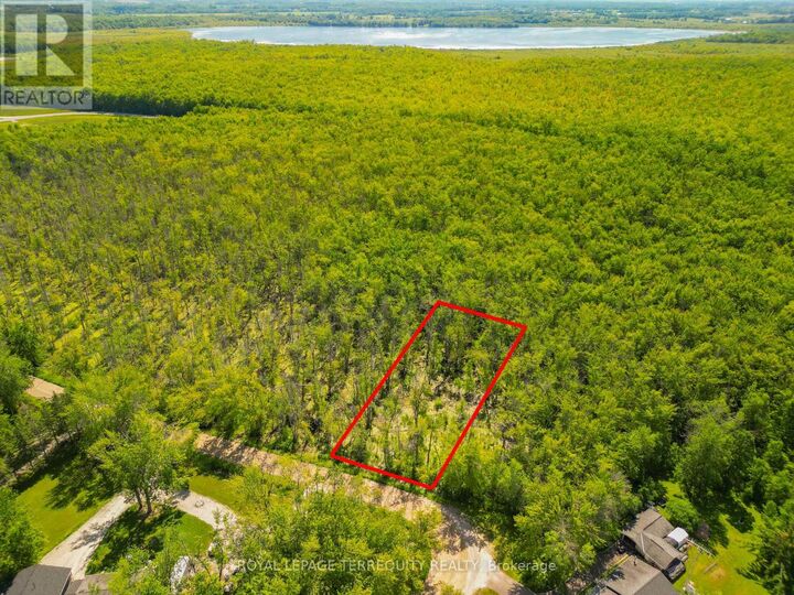 Property Photo:  6117 Bluebird Street  ON L3V 6H6 