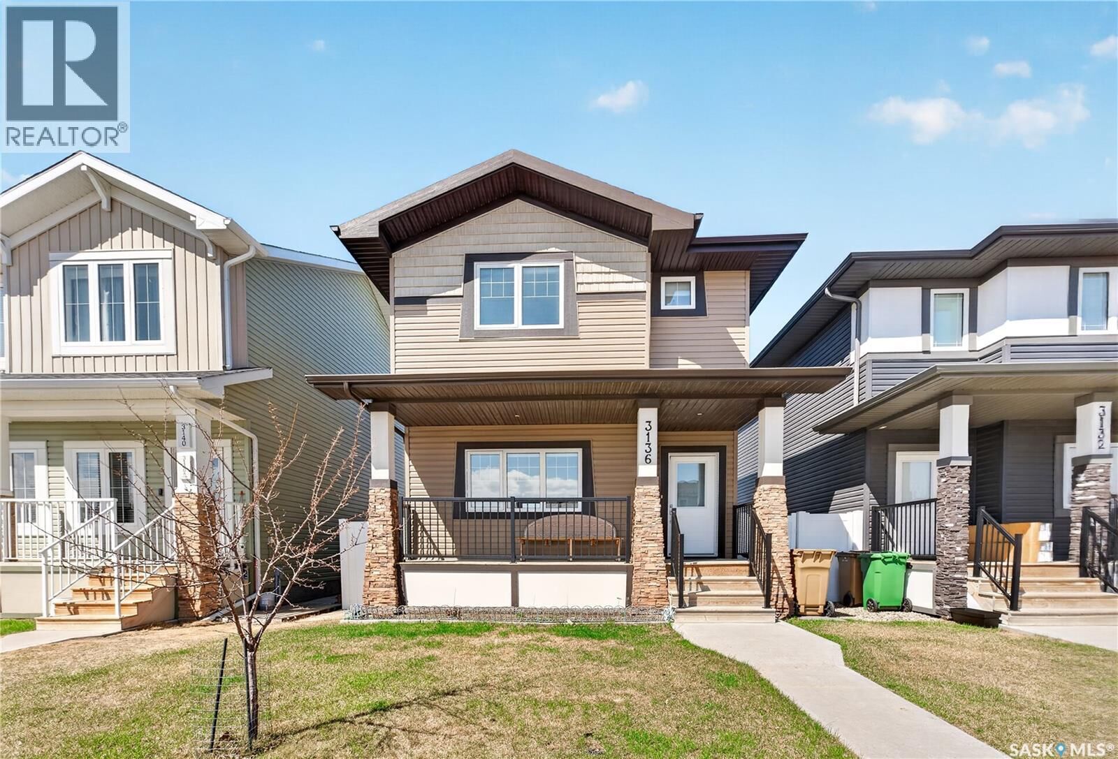 Property Photo:  3136 Crosbie Crescent  SK S4V 3S2 