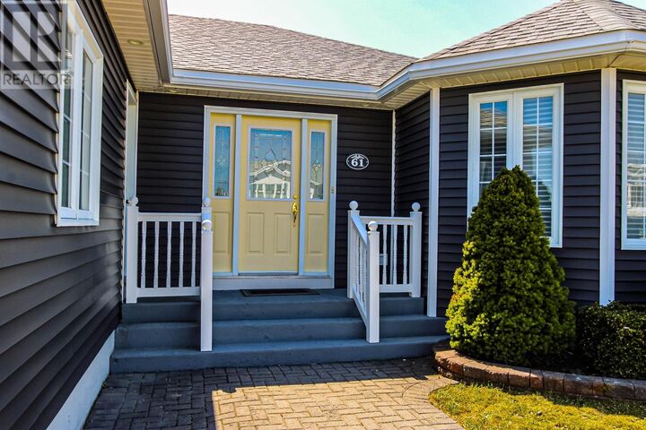 Photo de la propriété:  61 Penney Crescent  NL A1A 5J5 