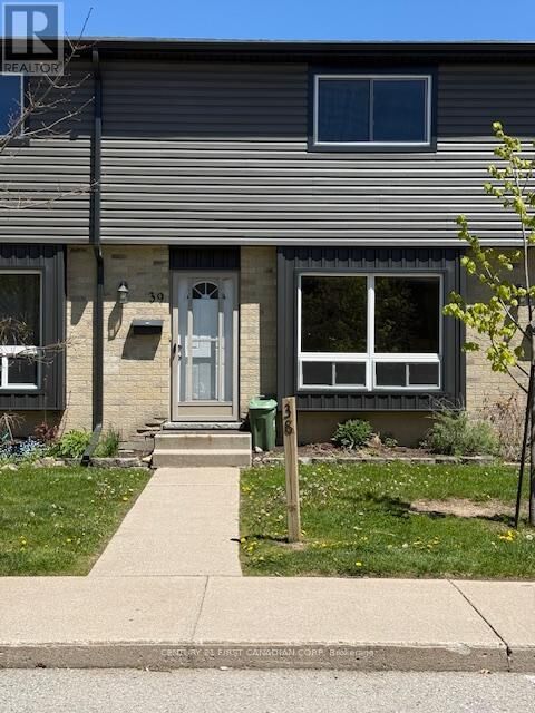 Property Photo:  475 Sandringham Crescent 39  ON N6C 5B9 
