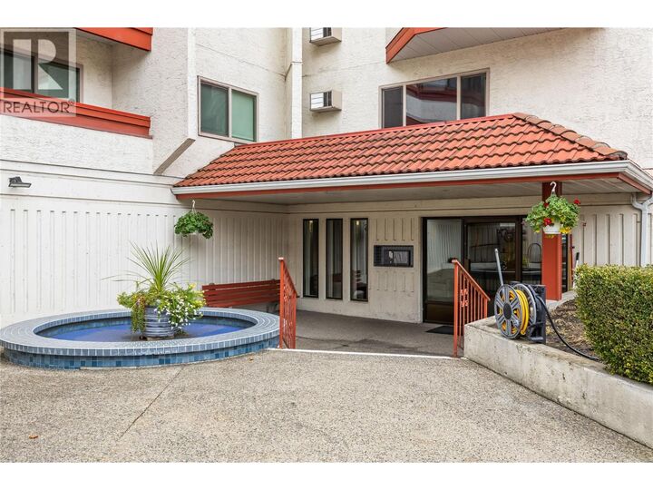 Property Photo:  2110 Hoy Street 306  BC V1Y 8T4 