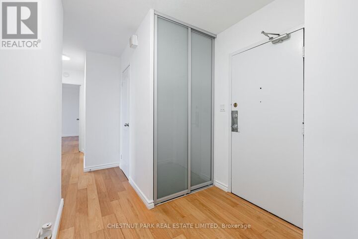 Property Photo:  60 Pavane Linkway 206  ON M3C 1A1 