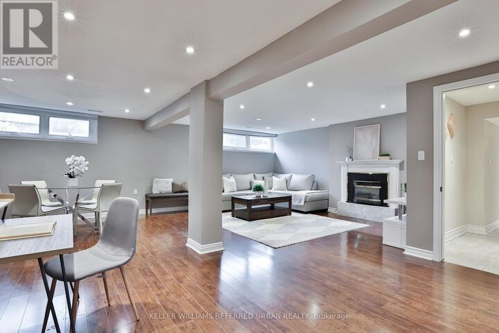 Property Photo:  12 Firthway Court Lower  ON M3B 2K2 