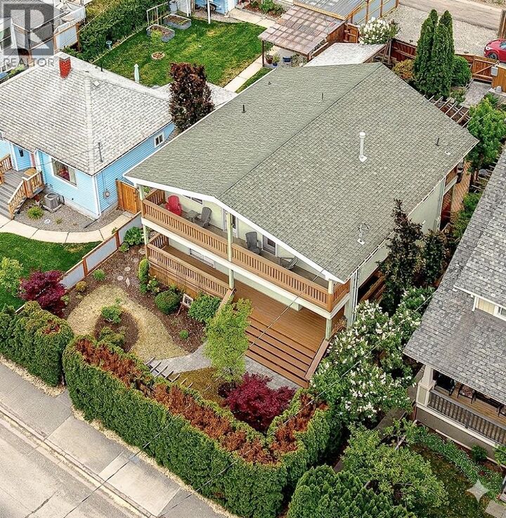 Property Photo:  1127 Columbia Street  BC V2C 2W3 