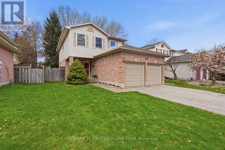 Property Photo: 792 Guildwood Boulevard ON N6H 5G2