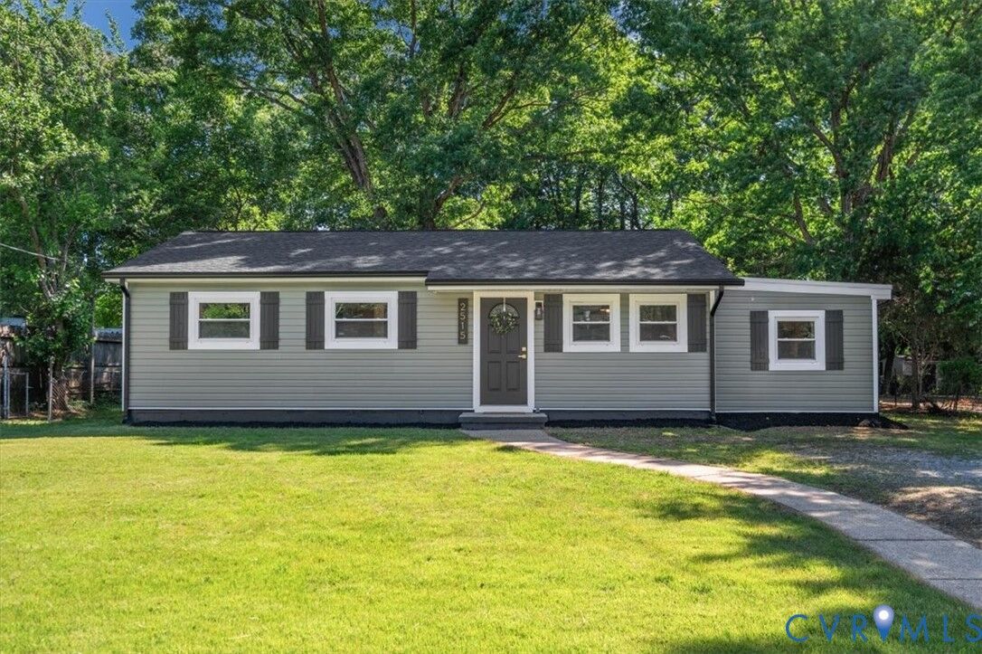 Property Photo:  2515 Glendale Avenue  VA 23805 