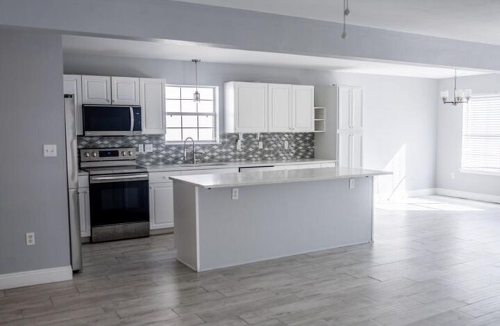 Property Photo: 2017 Cordgrass Court FL 32541