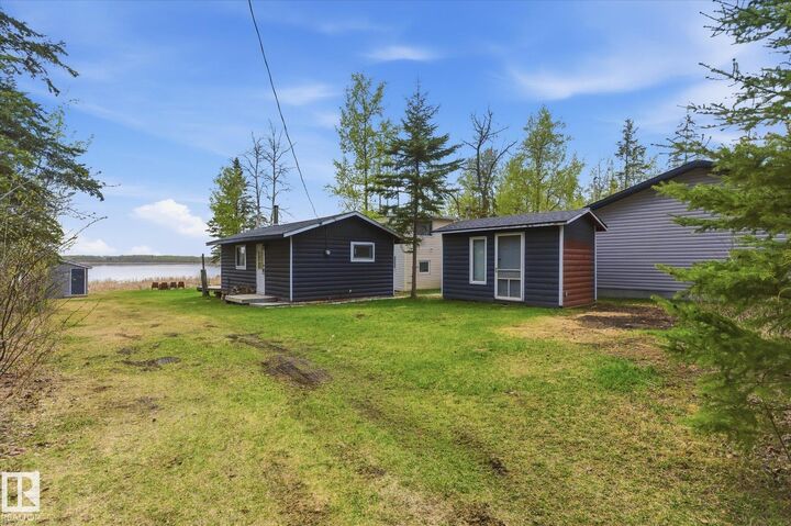 299 Lakeshore Drive — photo 1