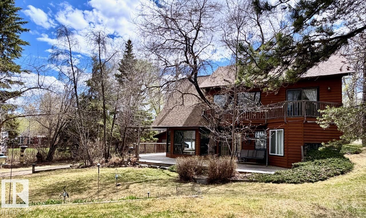 Property Photo:  9 53002 Rge Road 53  AB T0E 2B0 