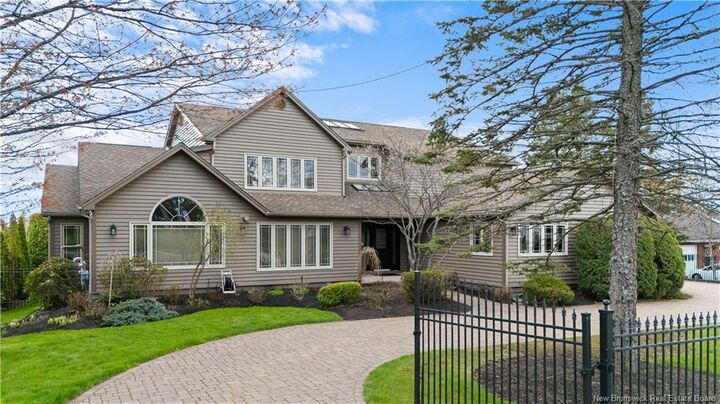 Property Photo: 550 Shediac Road NB E1A 2T1
