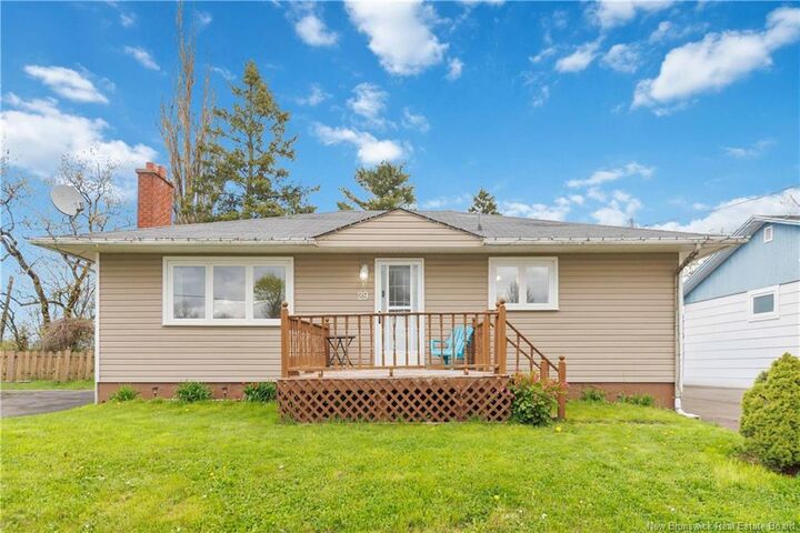 Property Photo:  29 Eighth Street  NB E1E 3E6 