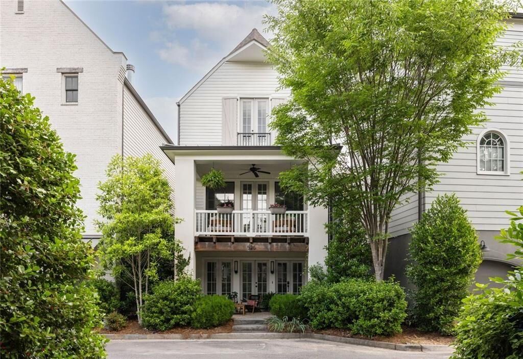 Property Photo: 525 Bismark Road NE GA 30324