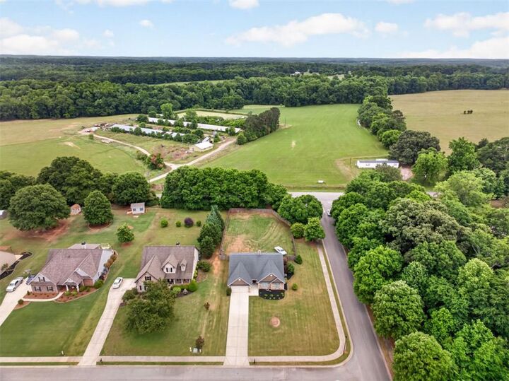 Property Photo: 20 Overlook Lane GA 30549