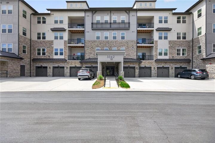 Property Photo:  3342 Orwell Way 1206  GA 30041 