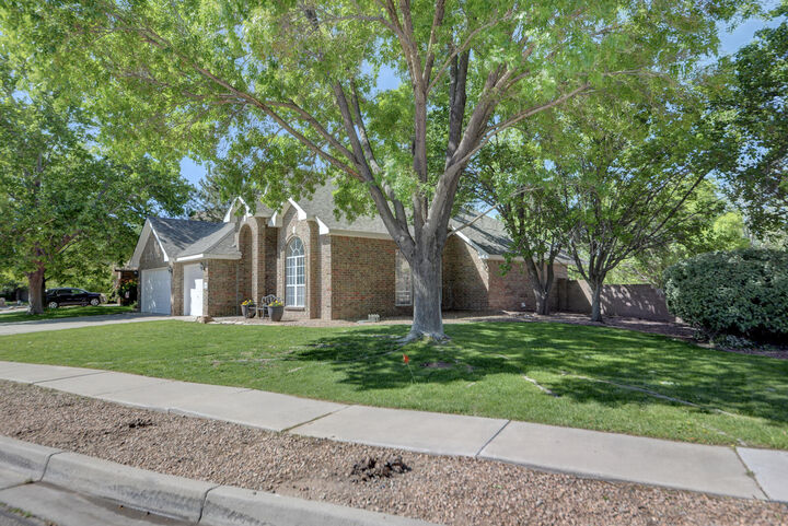 Property Photo:  2801 W Island Loop SE  NM 87124 