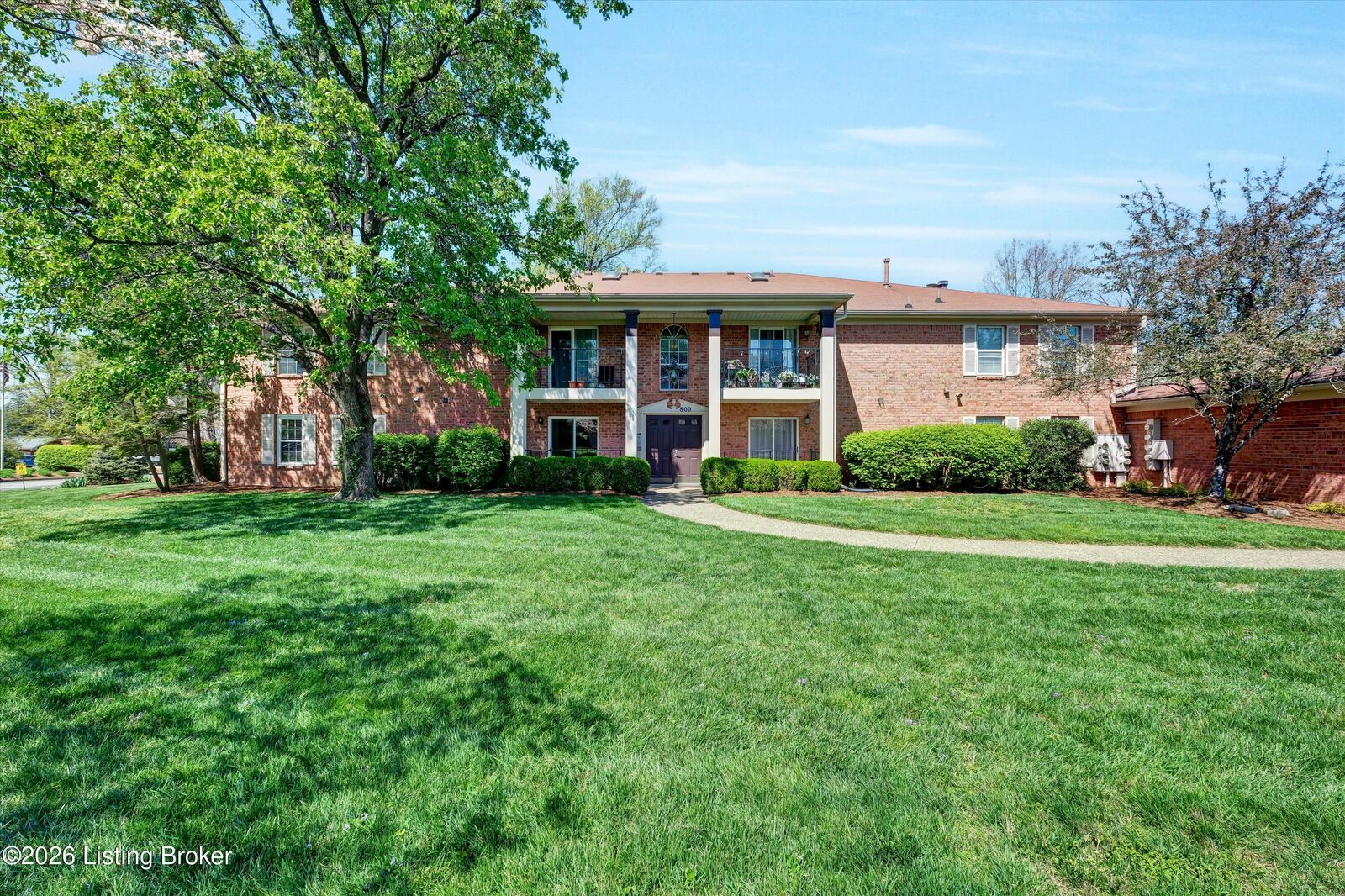 Property Photo:  803 Forest Park Rd  KY 40223 