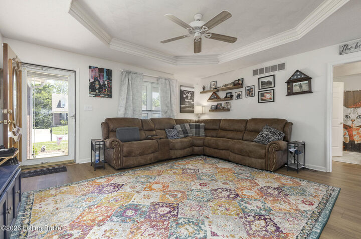 Property Photo:  10000 Evening Star Dr  KY 40272 