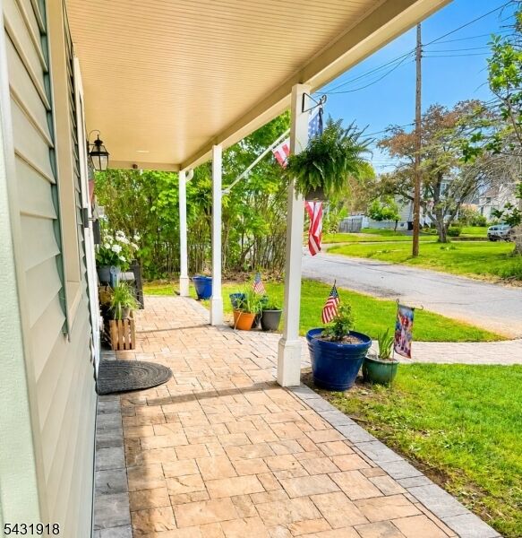 Property Photo:  205 Rush Ave  NJ 07882 