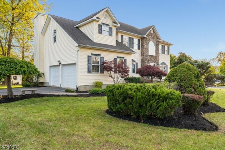 Property Photo:  23 Oak Ridge Rd  NJ 07882 