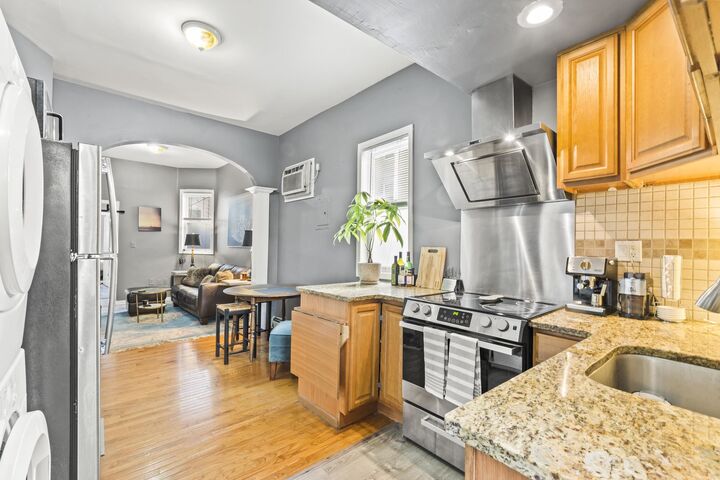 Property Photo:  616 10th St 2  NJ 07087 