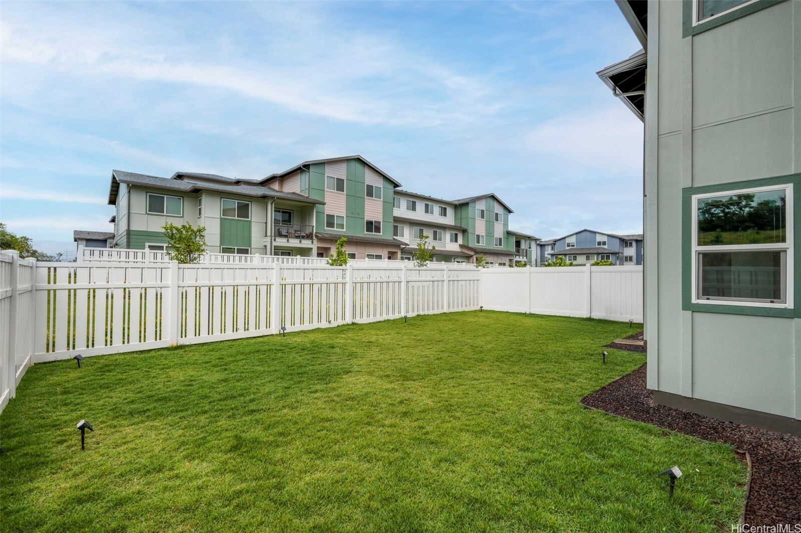 Property Photo:  91-4099 Hikuono Street 1614  HI 96707 
