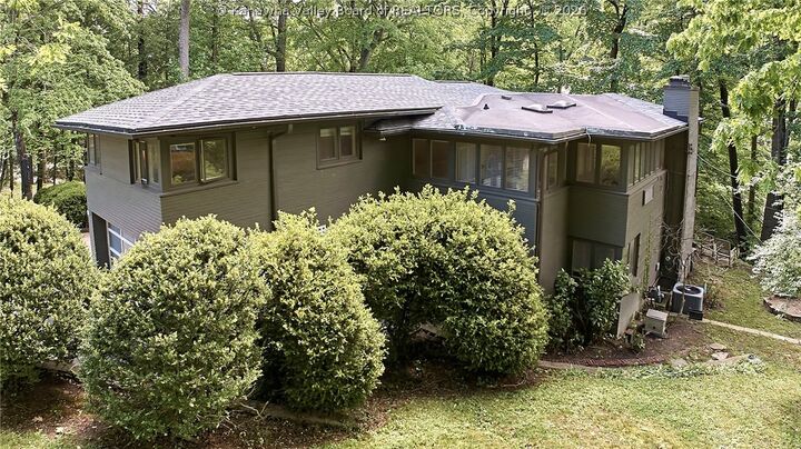 Property Photo: 68 Abney Circle N WV 25314