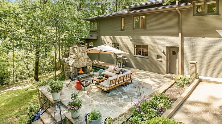 Property Photo:  68 Abney Circle N  WV 25314 
