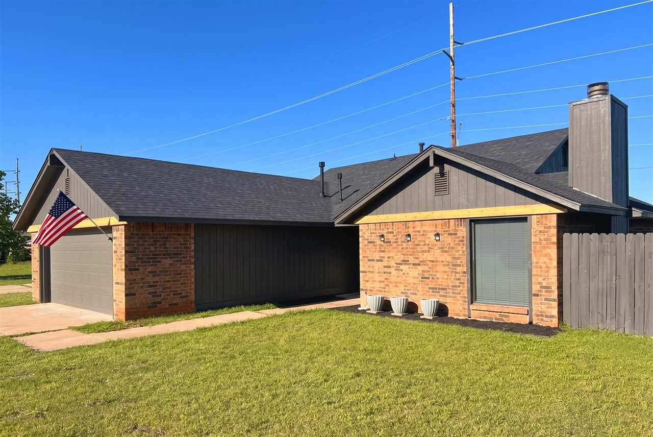 Property Photo:  6701 SW Chaucer Drive  OK 73505 