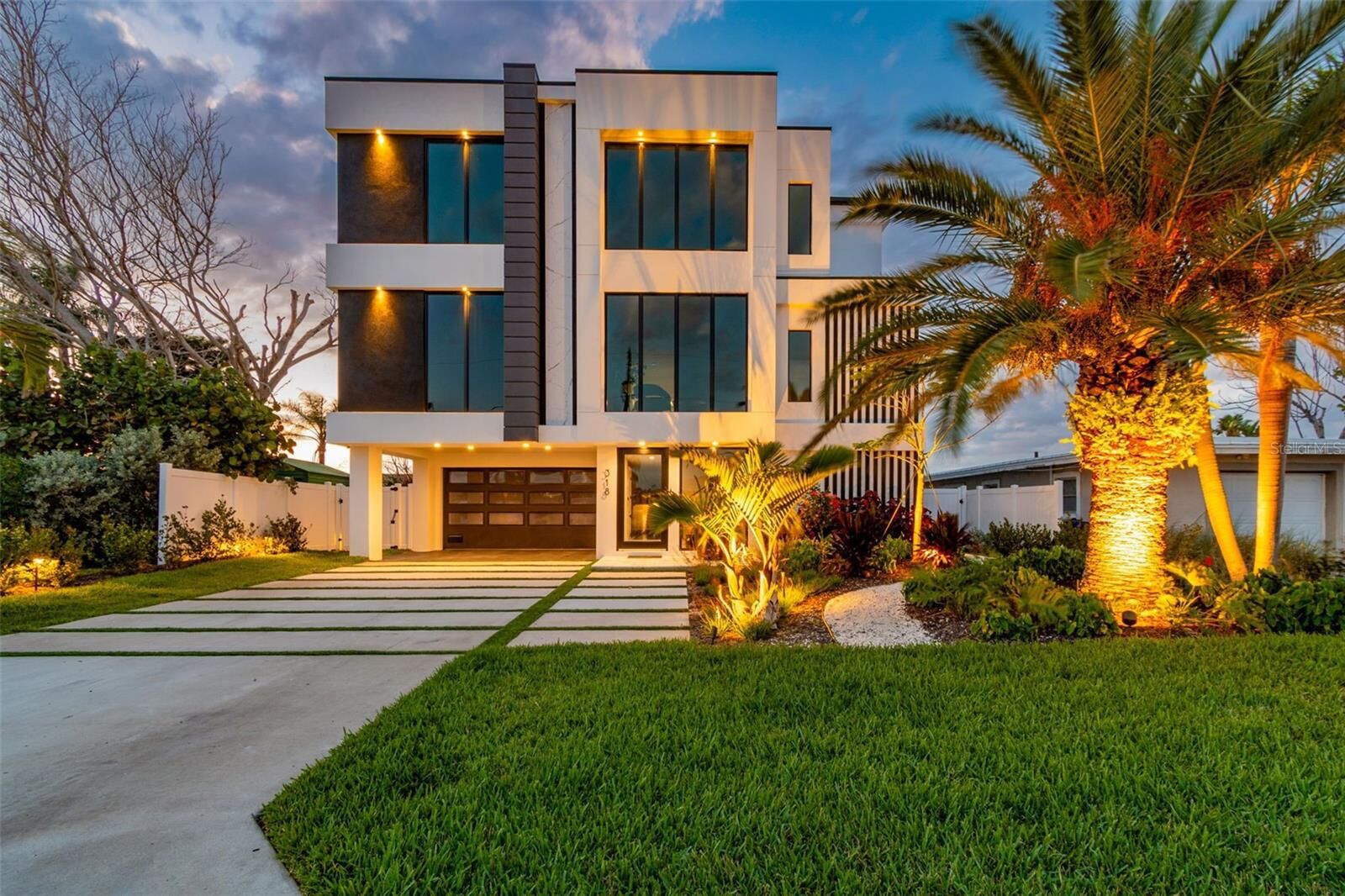 Property Photo:  318 La Hacienda Drive  FL 33785 
