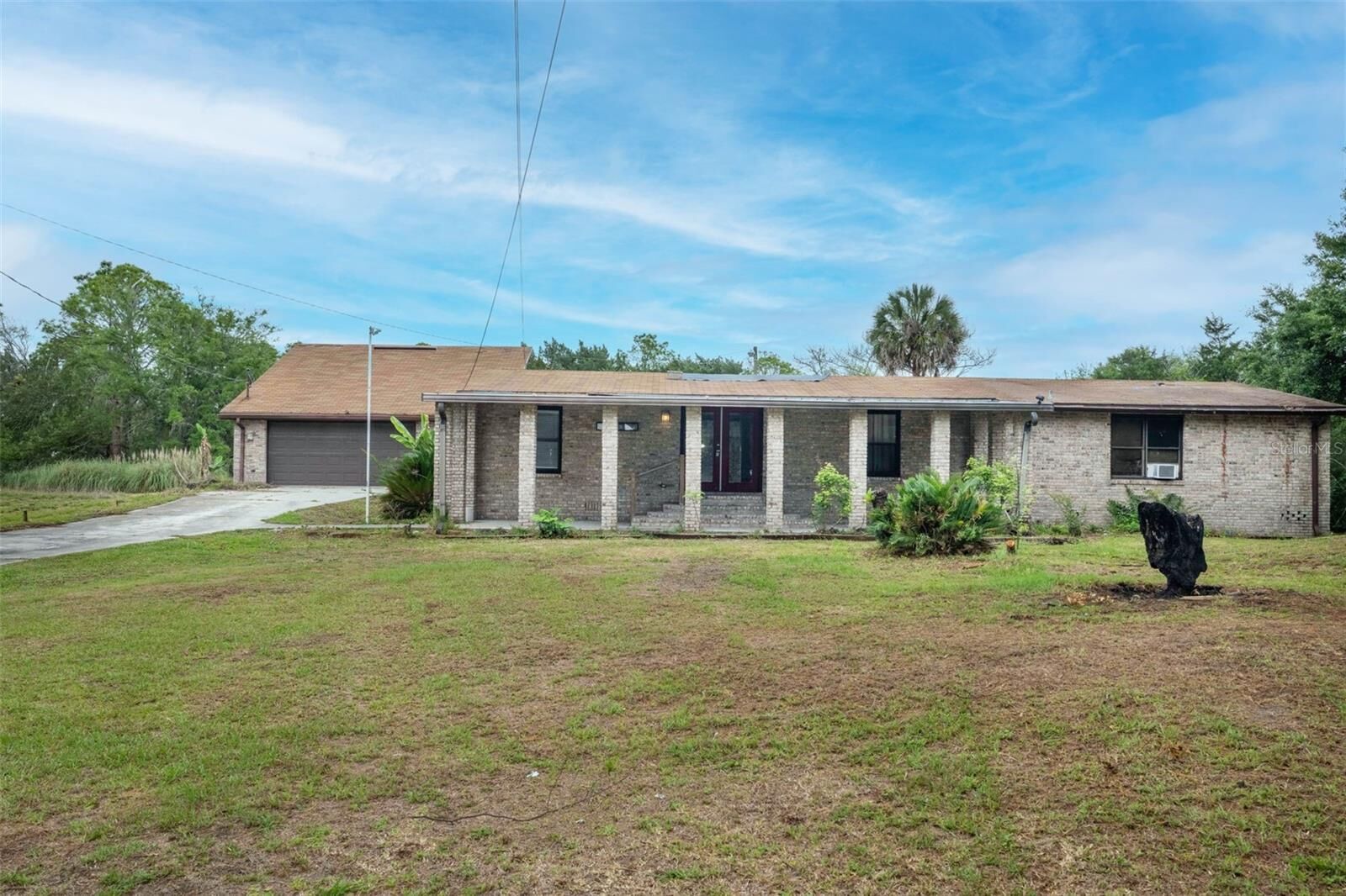 Property Photo: 16229 Shellcracker Road FL 32226