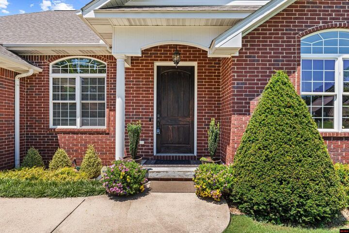 Property Photo:  2027 Shadow Oak Drive  AR 72653 