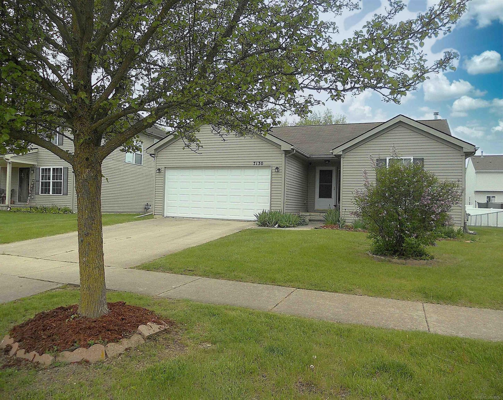 Property Photo:  7130 Poplar Drive  MI 48197 