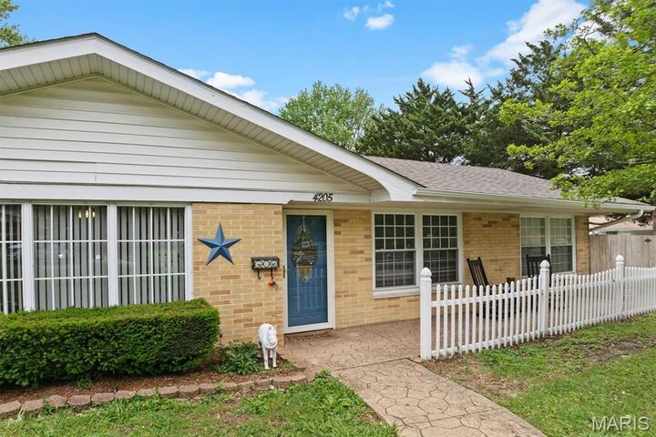 Property Photo:  4205 S Park Drive  IL 62226 