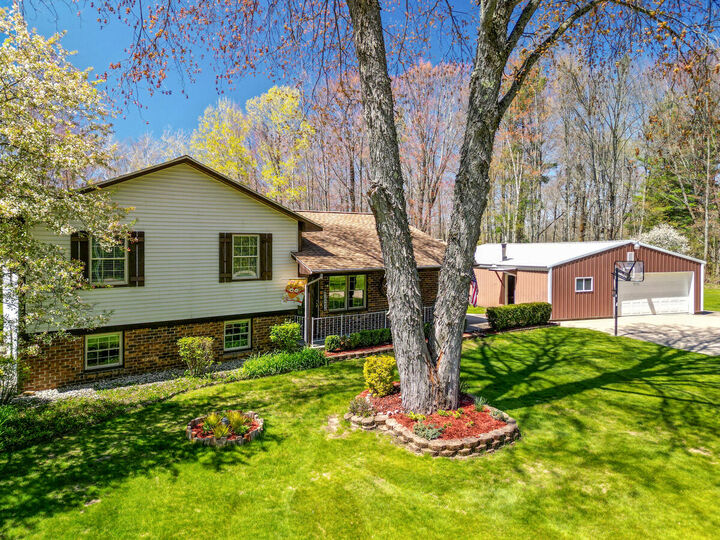 Property Photo:  10343 N Walnut Avenue  MI 49309 