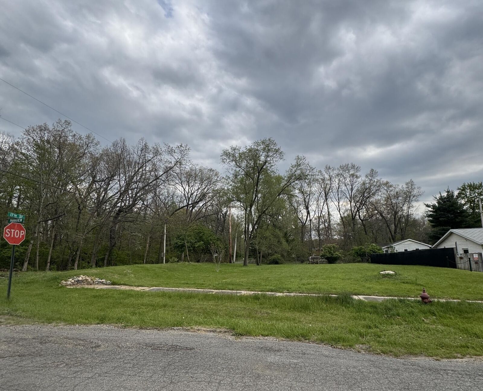 Property Photo: 1660 Parkview Drive MI 49120