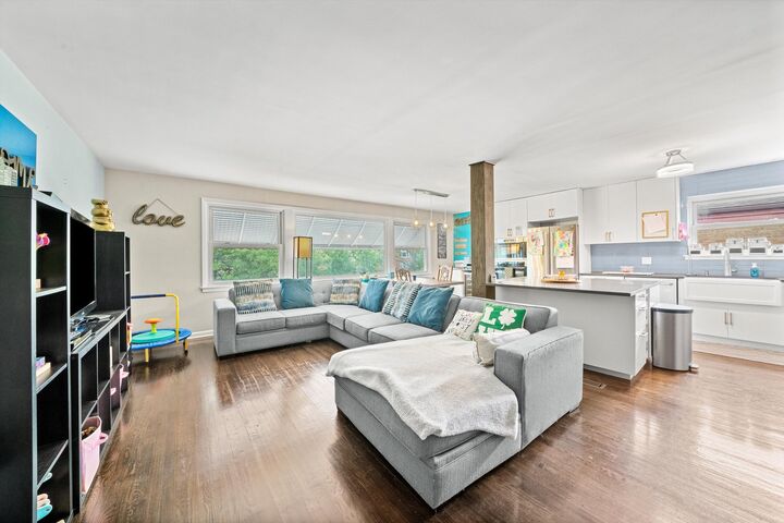 Property Photo:  8819 N Wisner Street 2  IL 60714 