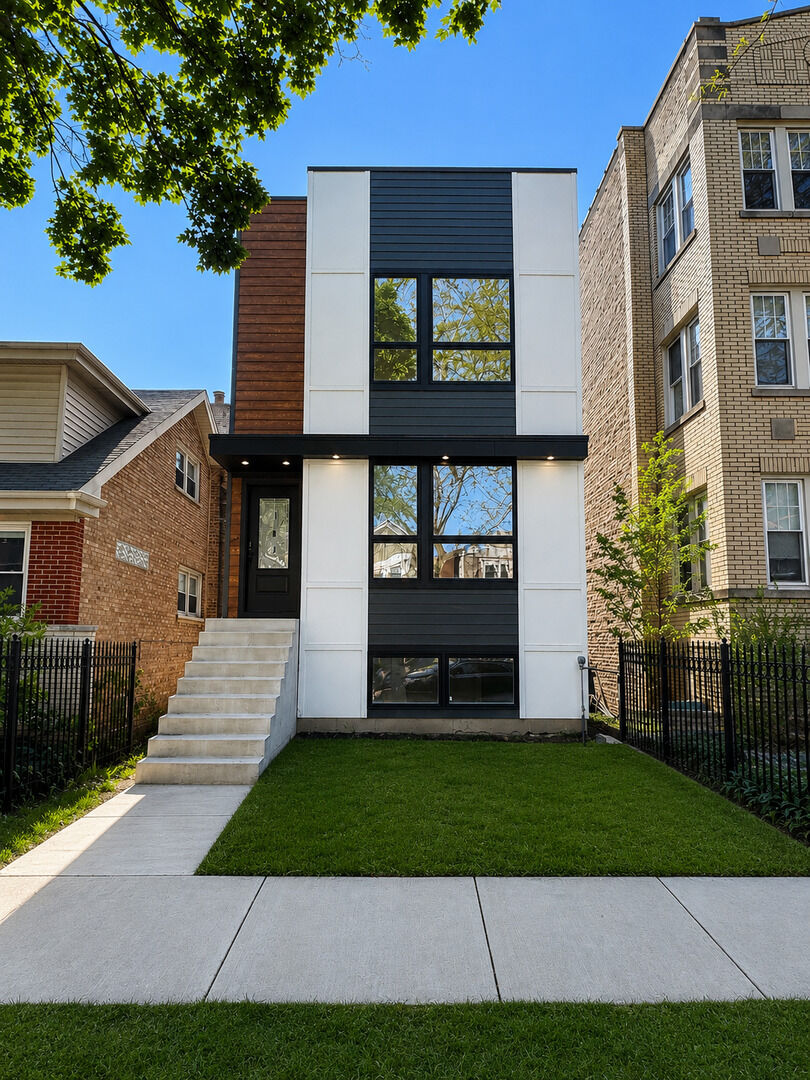 Property Photo:  4020 N Francisco Avenue  IL 60618 