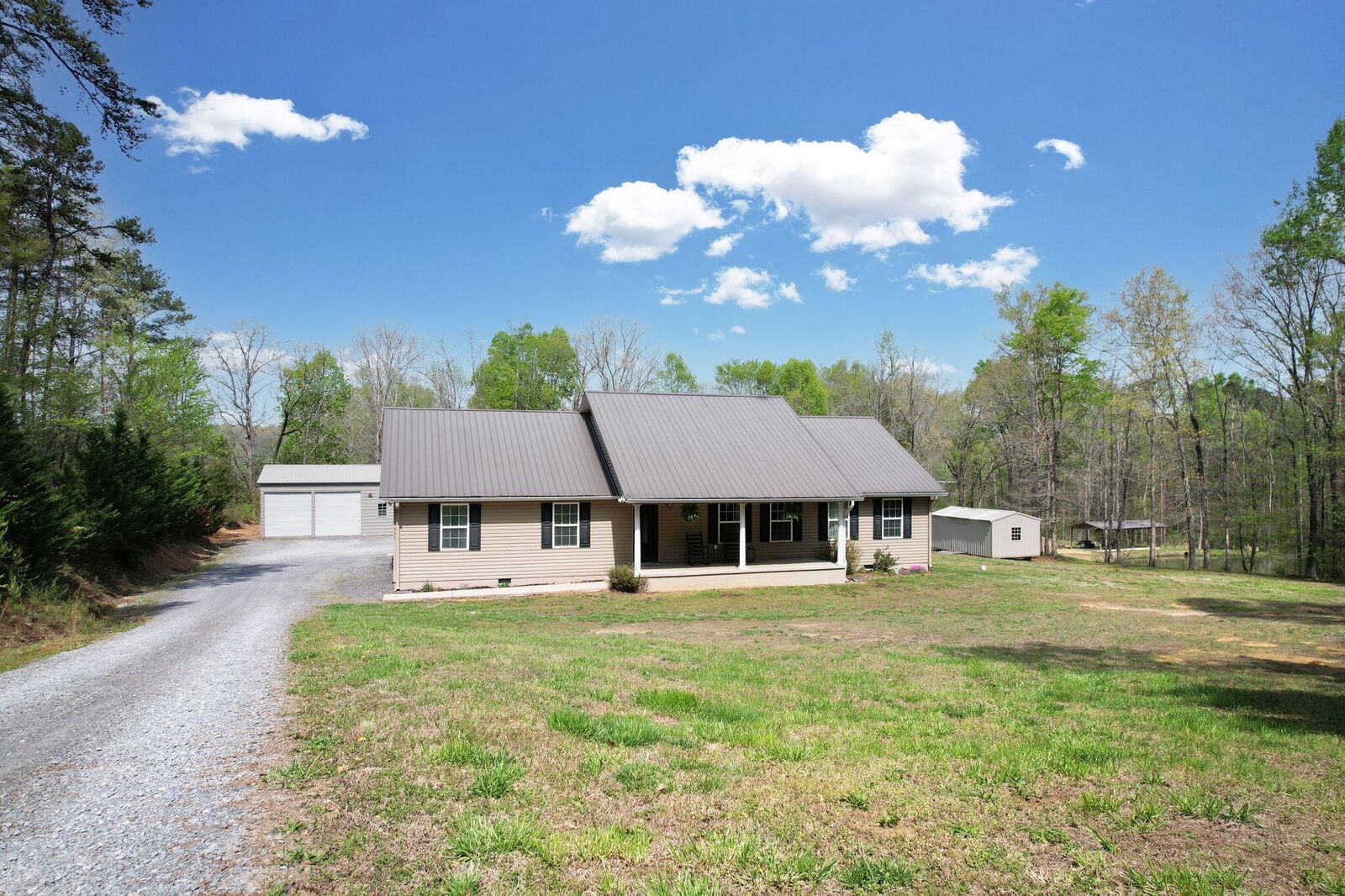 Property Photo: 535 York Road NE TN 37323