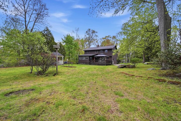 Property Photo:  9 Lamb Road  NH 03062 