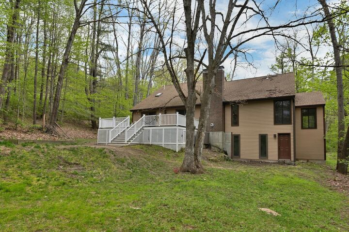 Property Photo: 16 Old Manchester Road NH 03031