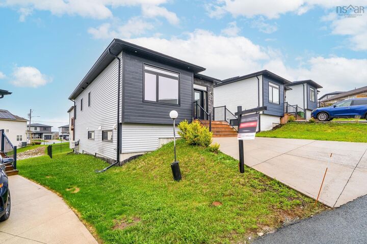 Property Photo:  23 Thorngrove Lane  NS B3T 0K1 