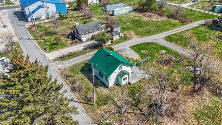 Property Photo:  4 Herbert Road  NS B0J 3M0 