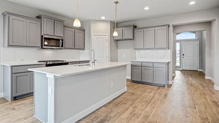 Property Photo:  1338 Canterbury Trail  TX 75115 